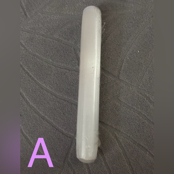 Selenite Crystal Sticks - Picture 2 of 5